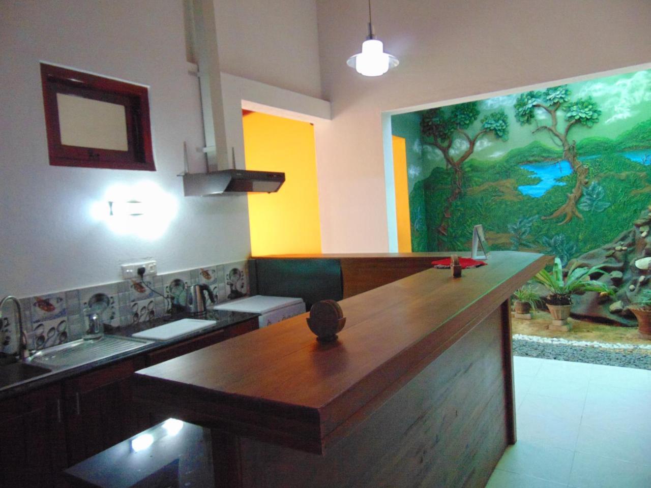 Luminary Place Hikkaduwa Bagian luar foto